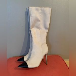 Express bone w/black tip knee high boots *NEW*